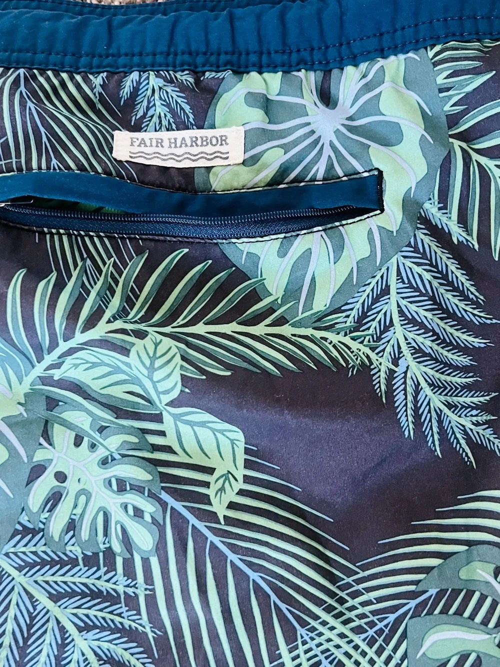 Fair Harbor Men's Tropical Leaf Board Shorts - Green & Black
